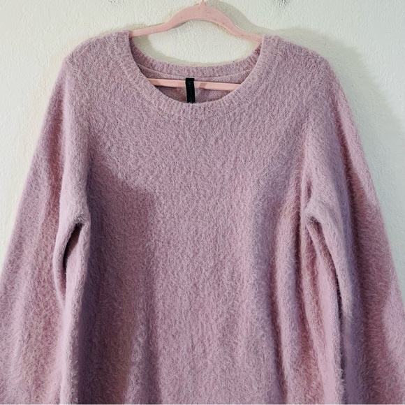 GAIAM Crewneck Eyelash Sweater Women Size Large Pink - Picture 4 of 9
